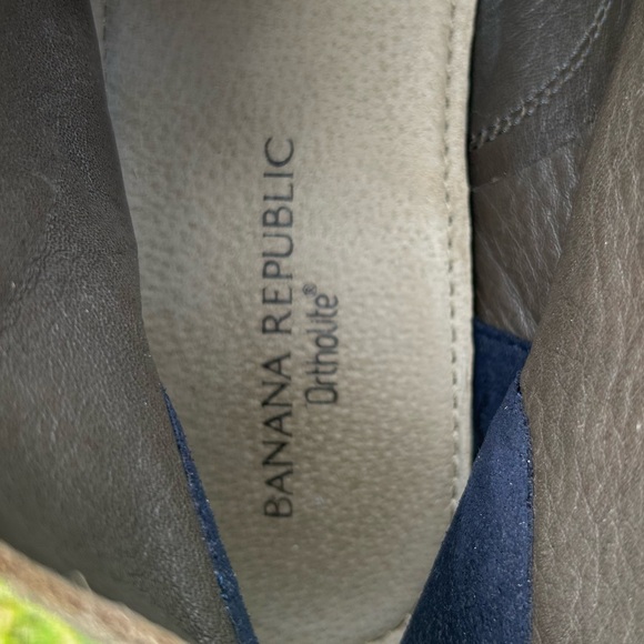 Men’s Banana Republic suede chukka boots size - 9 - Picture 2 of 4